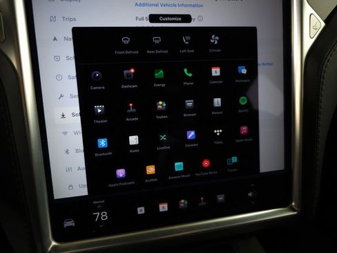 Used 2018 Tesla Model X 75D image 24