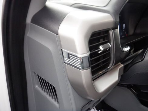 Used 2023 Ford F150 Lightning XLT image 21