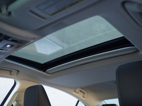 Used 2023 Lexus ES 350 w/ Premium Package image 34