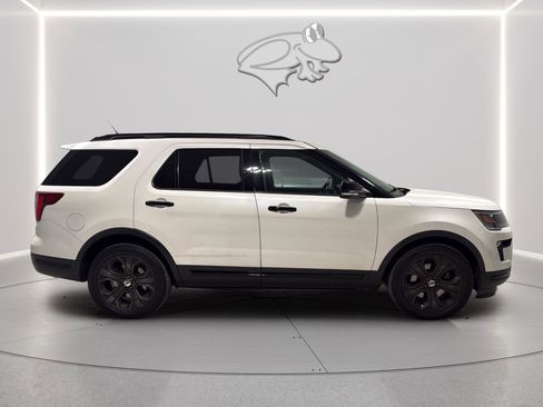 Used 2018 Ford Explorer Sport w/ Equipment Group 401A image 7