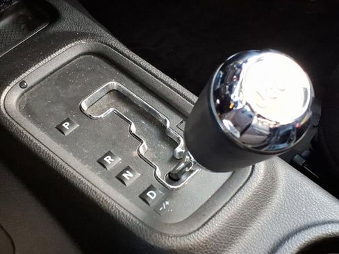 Used 2014 Jeep Wrangler Unlimited Sport image 20