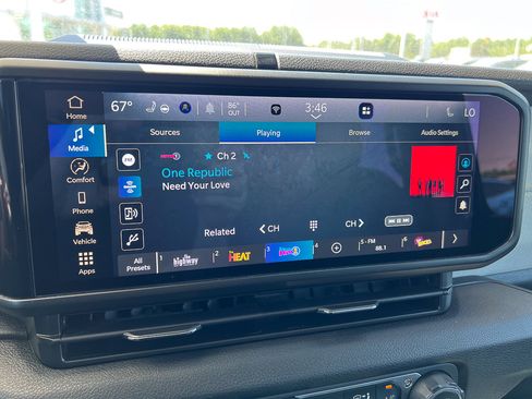 Used 2024 Jeep Wrangler Unlimited AWD/4WD image 21