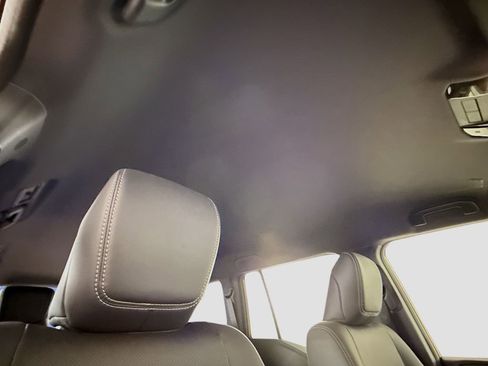 Used 2024 Toyota Land Cruiser image 16