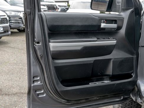 Used 2018 Toyota Tundra SR5 image 21