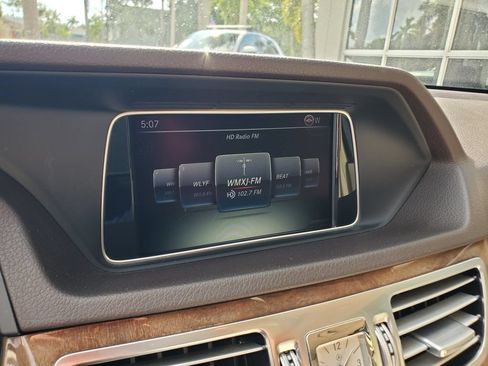 Used 2016 Mercedes-Benz E 350 Sedan image 30