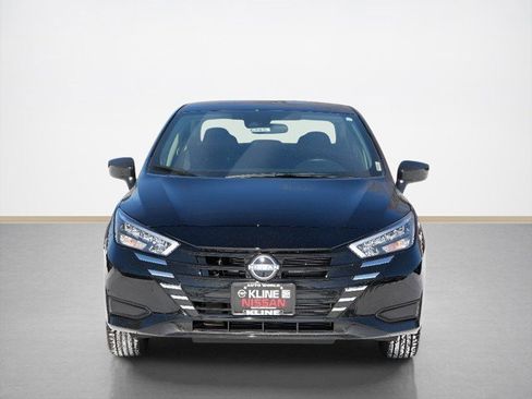 New 2025 Nissan Versa SV w/ Trunk Package image 4