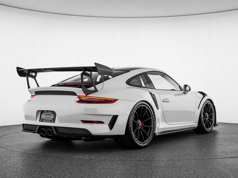 Used 2019 Porsche 911 GT3 RS RWD image 6