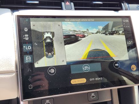 Certified 2025 Land Rover Discovery Sport S image 22