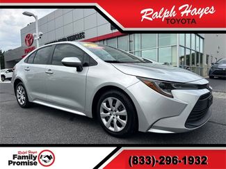 Used 2023 Toyota Corolla LE image 1