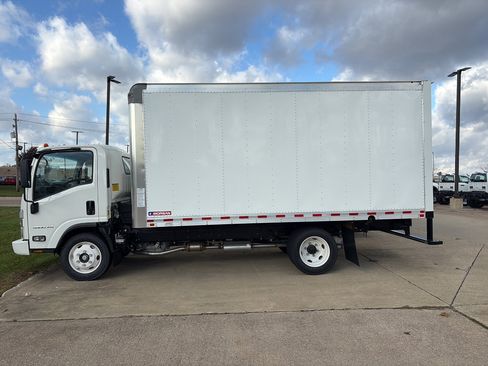 New 2025 Chevrolet Low Cab Forward 5500XG RWD image 9
