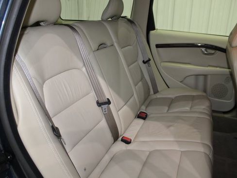Used 2008 Volvo XC70 3.2 image 25
