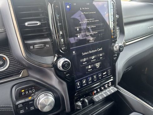 Used 2020 RAM 1500 Limited image 28