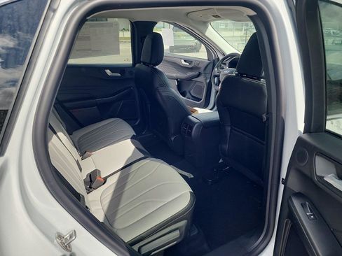 New 2025 Ford Escape SE w/ PHEV Premium Package image 21