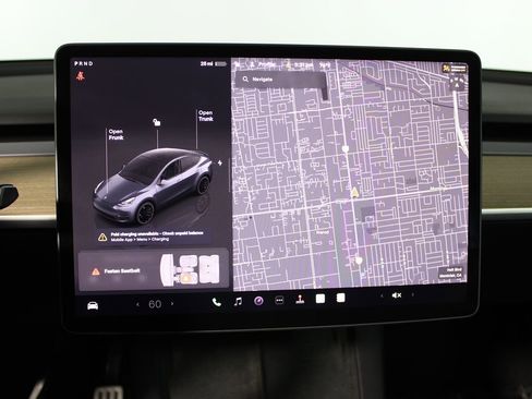 Used 2022 Tesla Model Y Performance AWD/4WD image 15