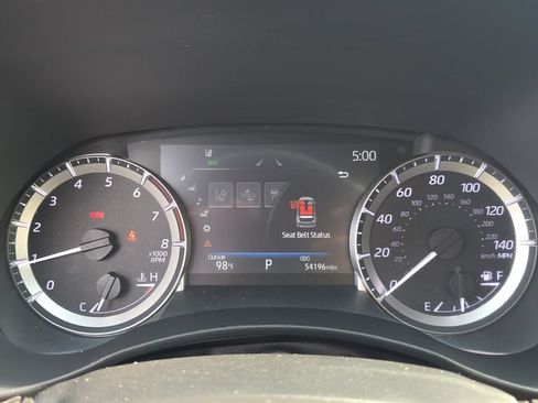 Used 2023 Toyota Highlander XSE FWD image 14