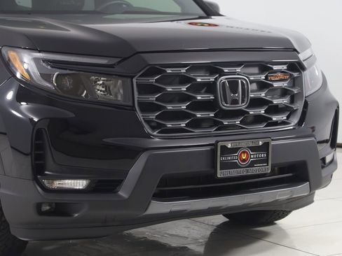 Used 2024 Honda Passport TrailSport image 33