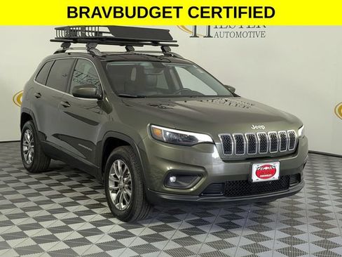 Used 2019 Jeep Cherokee Latitude Plus w/ Comfort/Convenience Group AWD/4WD image 2