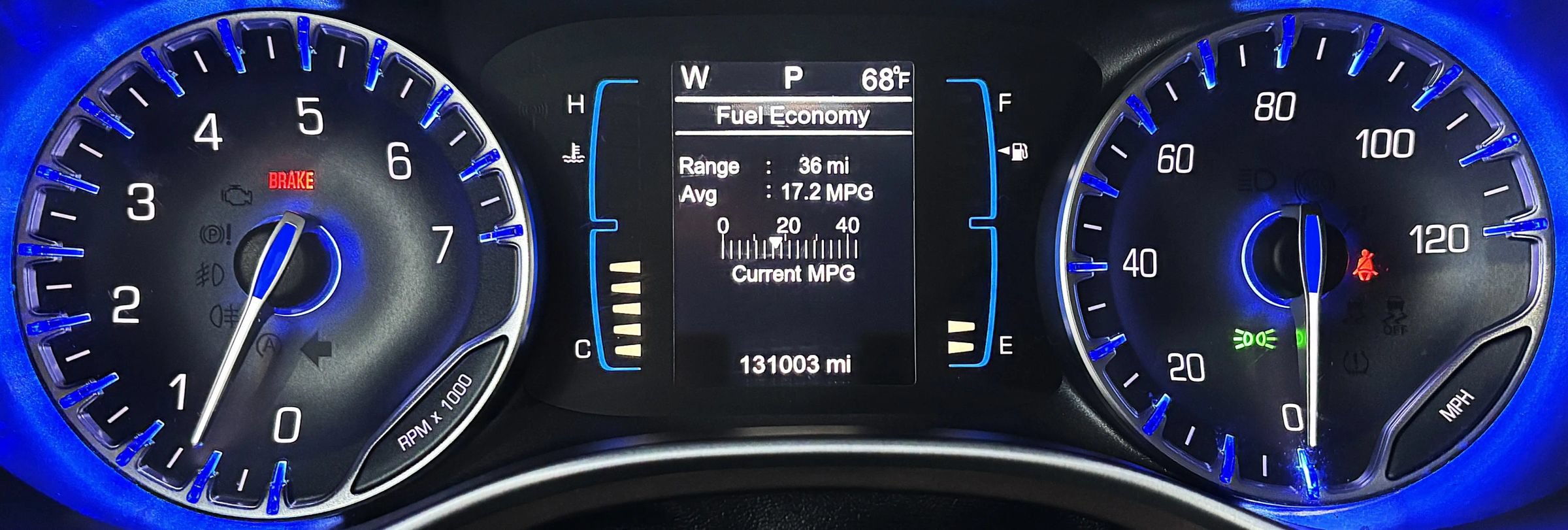 Used 2017 Chrysler Pacifica Touring FWD image 19