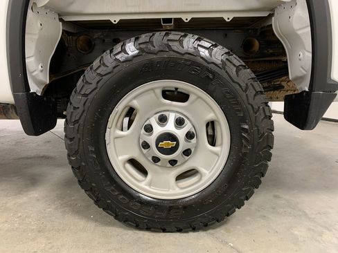 Used 2023 Chevrolet Silverado 2500 W/T w/ WT Convenience Package image 16