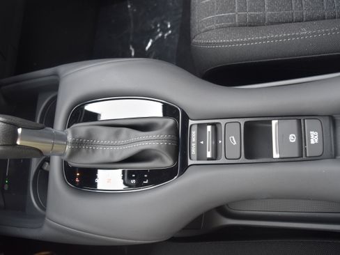 New 2026 Honda HR-V LX image 20