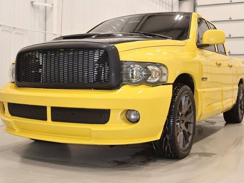 Used 2005 Dodge Ram 1500 Truck 2WD Quad Cab image 5