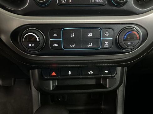 Certified 2022 GMC Canyon Elevation w/ Trailering Package RWD image 17
