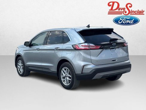Used 2023 Ford Edge SEL w/ Convenience Package AWD/4WD image 9
