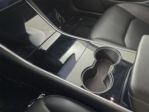 Used 2019 Tesla Model 3 Long Range image 26