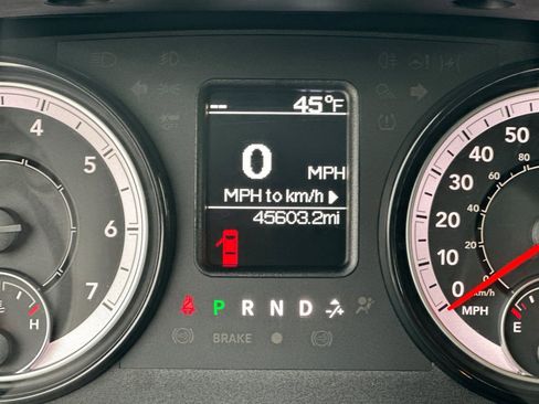 Used 2024 RAM 1500 Classic SLT image 28