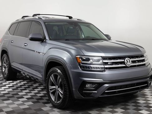 Used 2019 Volkswagen Atlas SEL R-Line AWD/4WD image 11