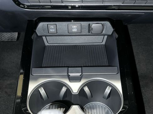 New 2026 Toyota Prius XLE image 23