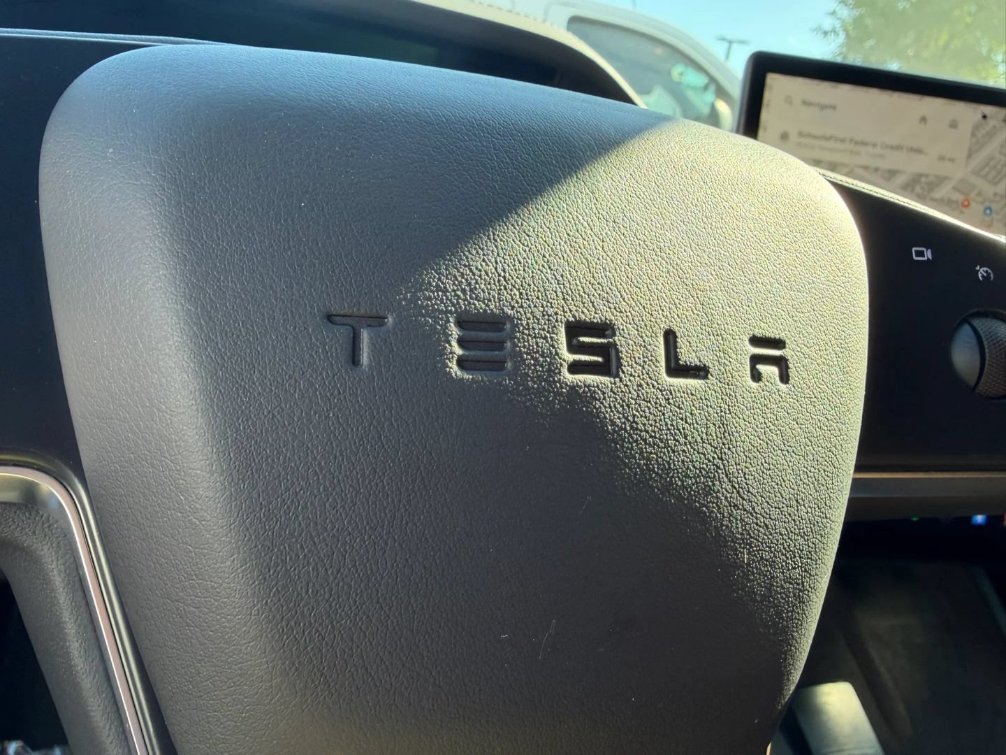 Used 2023 Tesla Model S Standard Range AWD/4WD image 40