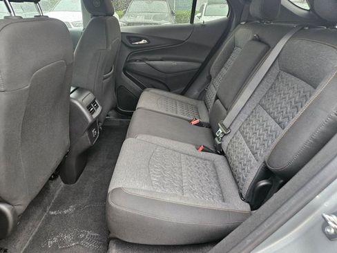 Used 2024 Chevrolet Equinox LT FWD image 18