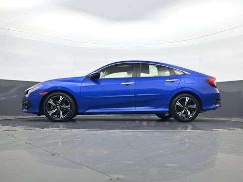Used 2018 Honda Civic Touring image 28