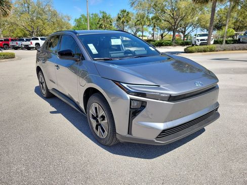 New 2026 Toyota bZ XLE Plus image 2