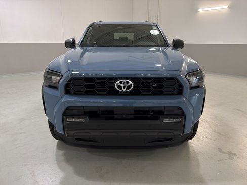 Used 2026 Toyota 4Runner TRD Off-Road Premium AWD/4WD image 2