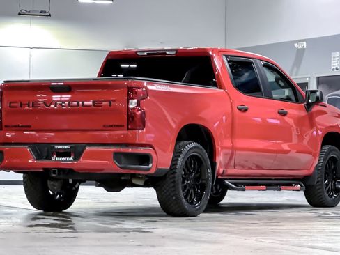 Used 2023 Chevrolet Silverado 1500 Custom w/ LPO, Dark Essentials Package image 8