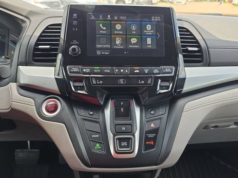 Used 2018 Honda Odyssey EX image 23