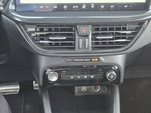 Certified 2024 Ford Escape ST-Line w/ Tech Pack #1 FWD image 18
