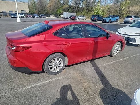 Used 2025 Toyota Camry LE FWD image 10