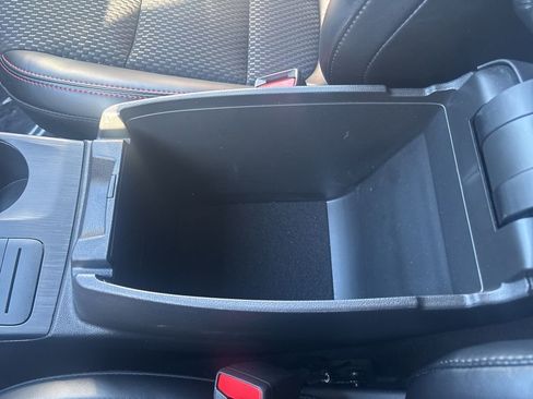 Used 2024 Ford Escape ST-Line image 31