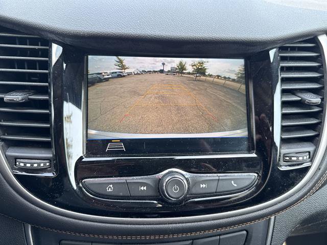 Used 2018 Chevrolet Trax LT w/ LT Convenience Package FWD image 25