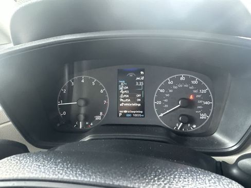 Used 2025 Toyota Corolla Cross L FWD image 16