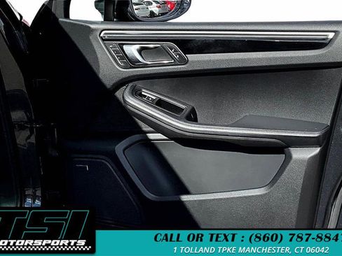 Used 2017 Porsche Macan GTS image 24