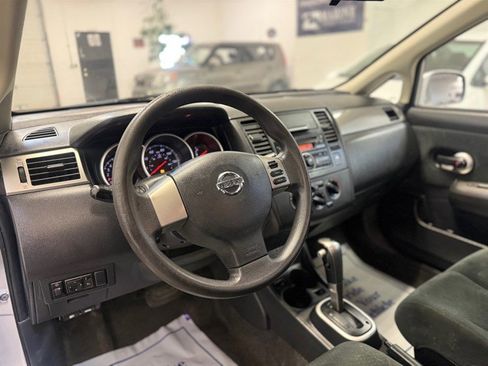 Used 2010 Nissan Versa 1.8 S w/ PWR Plus Pkg FWD image 12