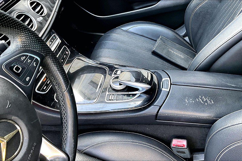 Used 2017 Mercedes-Benz E 300 image 11