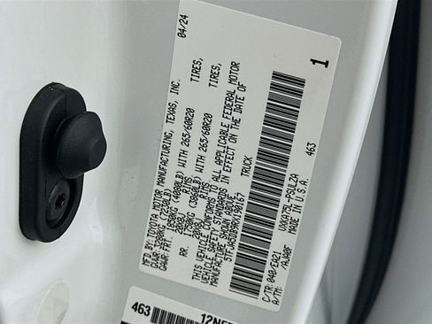 Used 2024 Toyota Tundra Limited w/ Power Package image 12