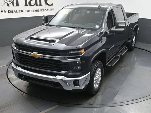 Used 2024 Chevrolet Silverado 2500 LT w/ Convenience Package AWD/4WD image 45