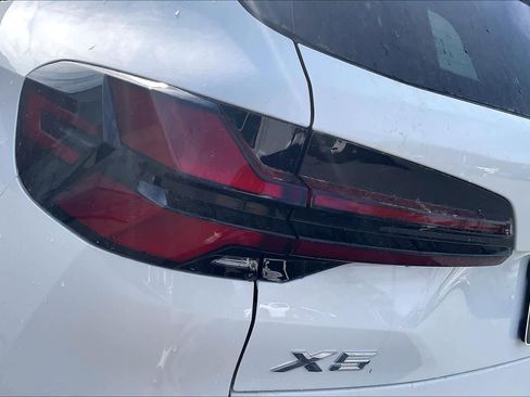 New 2026 BMW X5 xDrive40i image 14
