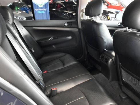 Used 2011 INFINITI G37 x Sedan w/ Premium Pkg AWD/4WD image 37